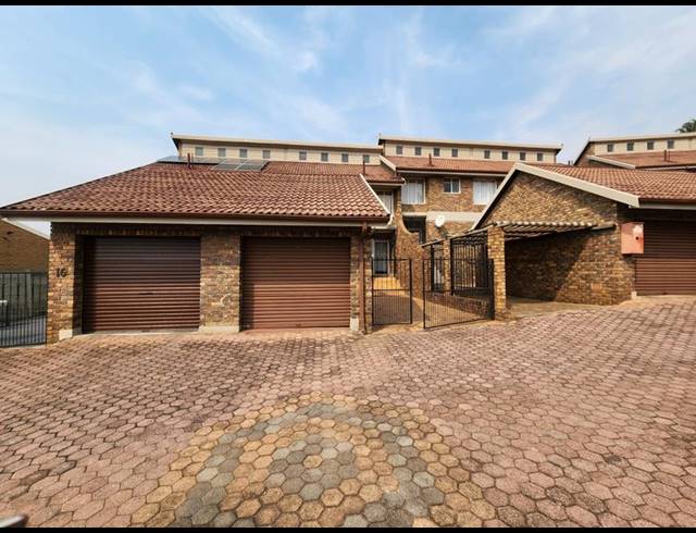 3 BEDROOM PROPERTY TO RENT IN NORTHCLIFF